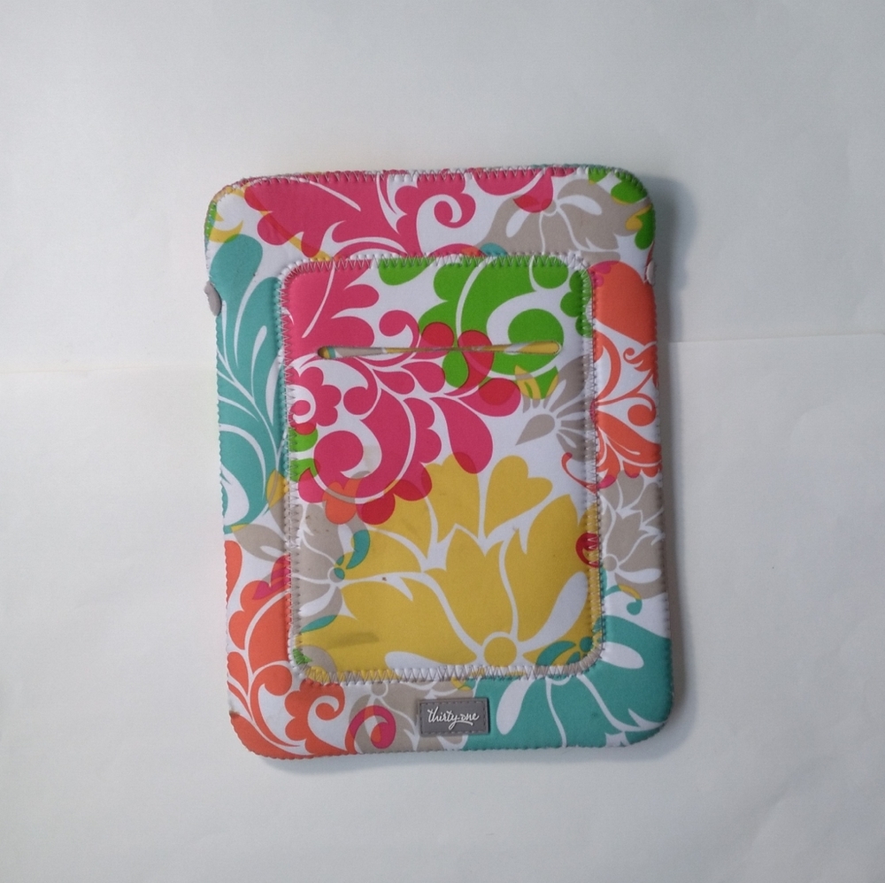 Thirty-One iPad/Tablet Tote-A-Tablet Case